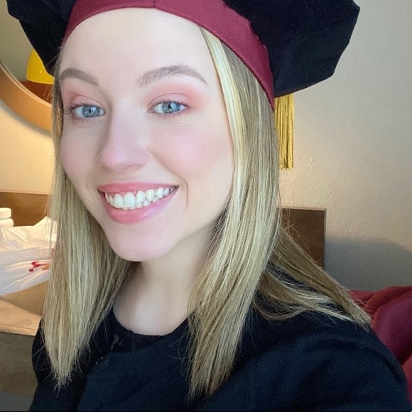 Meet your Posher, Shelby - Picture 1 of 1